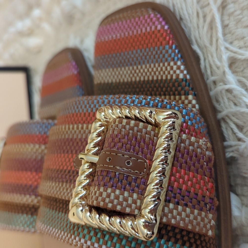 BCBGeneration NIB Sandals 9 Multi Color - Picture 5 of 8